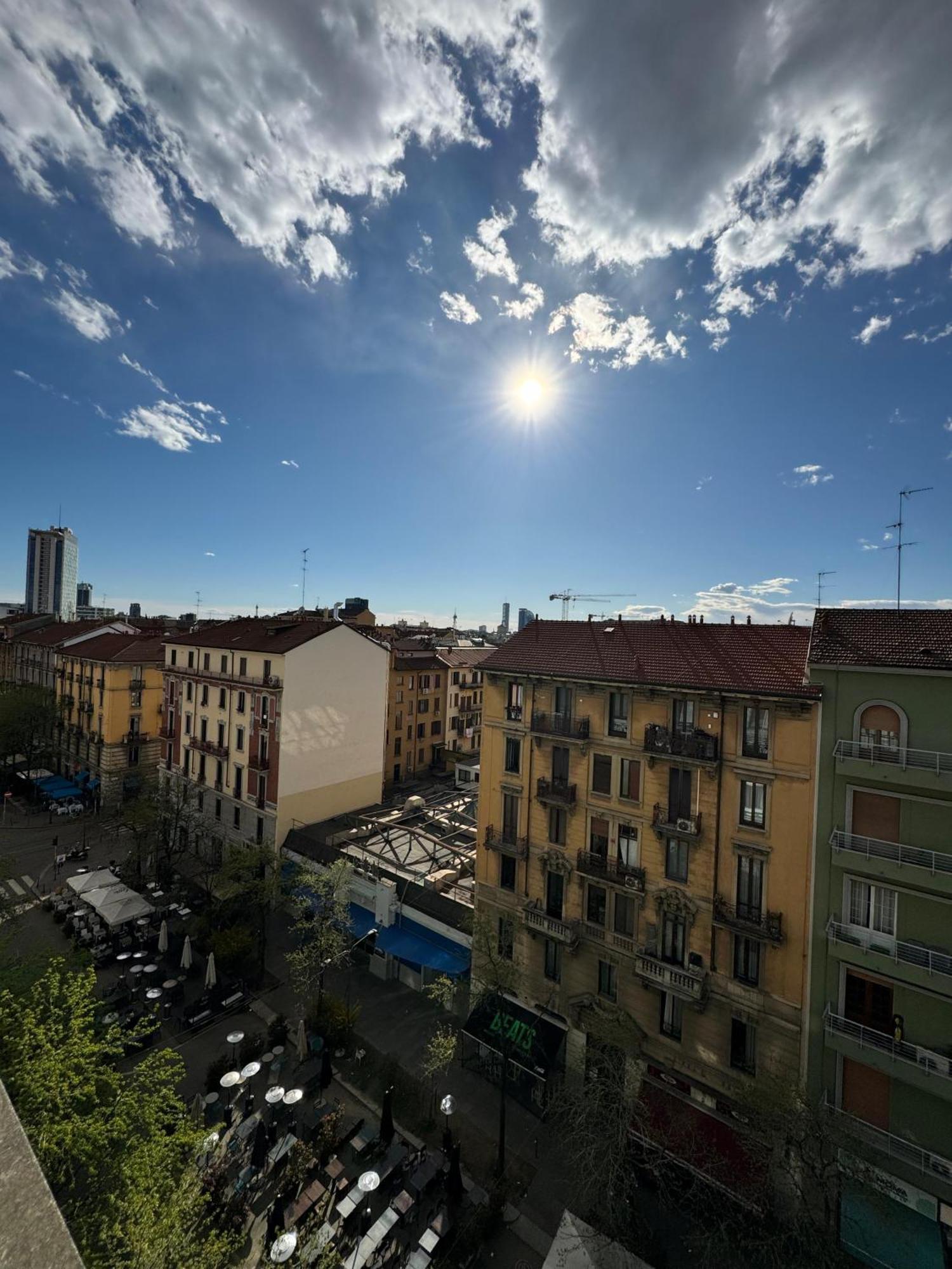 Trilocale Con Due Balconi A Isola Porta Nuova Leilighet Milano Eksteriør bilde
