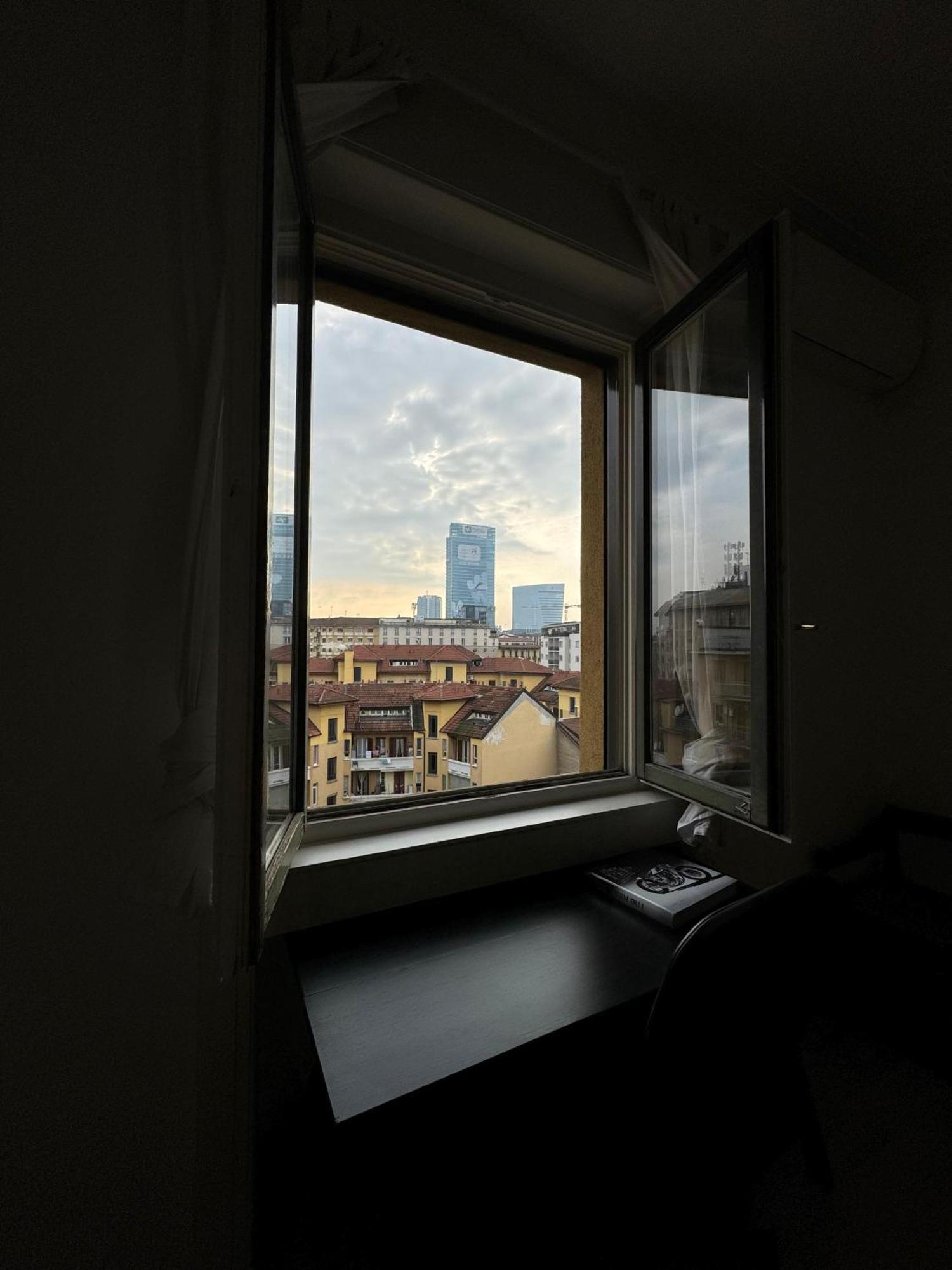 Trilocale Con Due Balconi A Isola Porta Nuova Leilighet Milano Eksteriør bilde